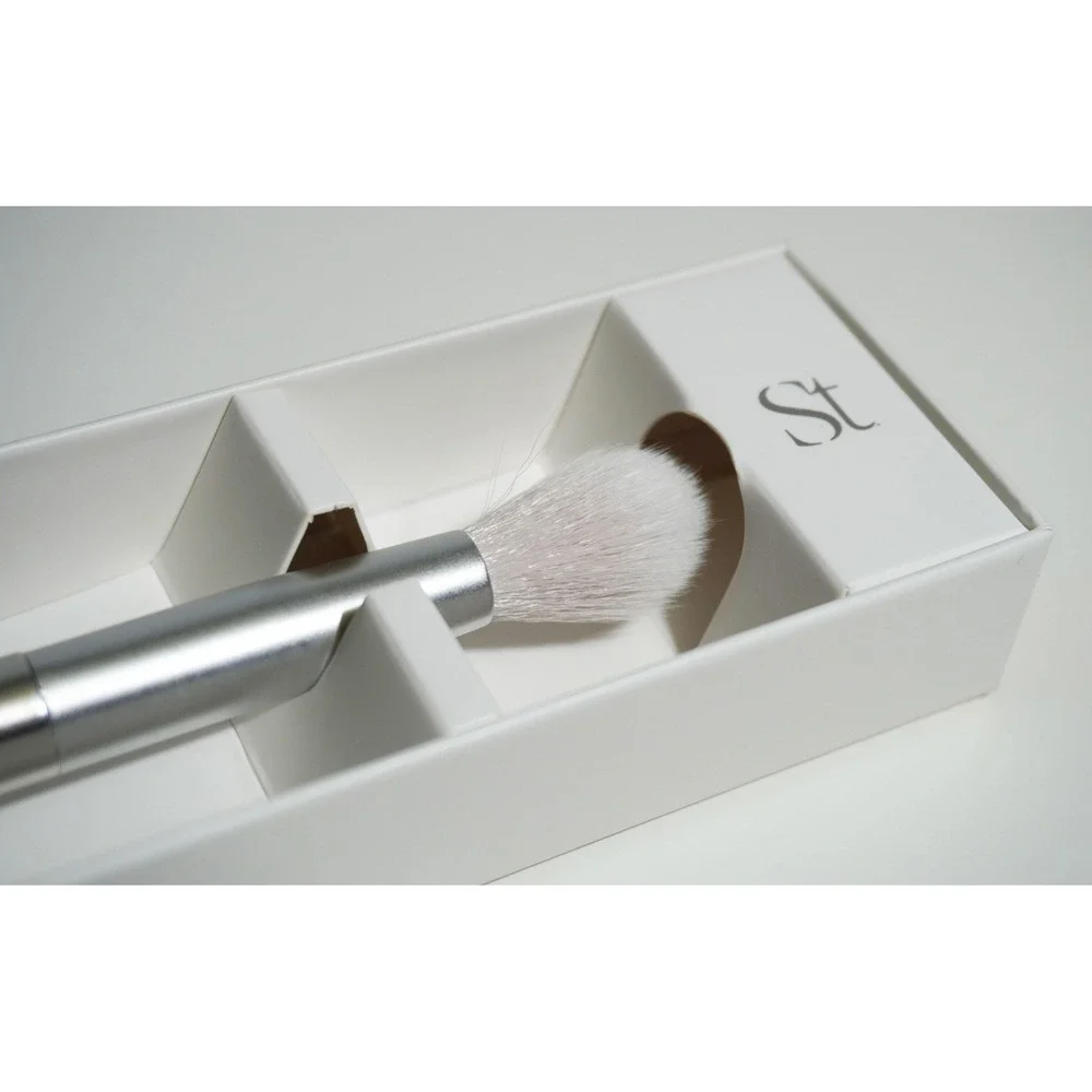 NEW Seint Beauty Double Ended Silver Makeup Brush Wash Blending Blush